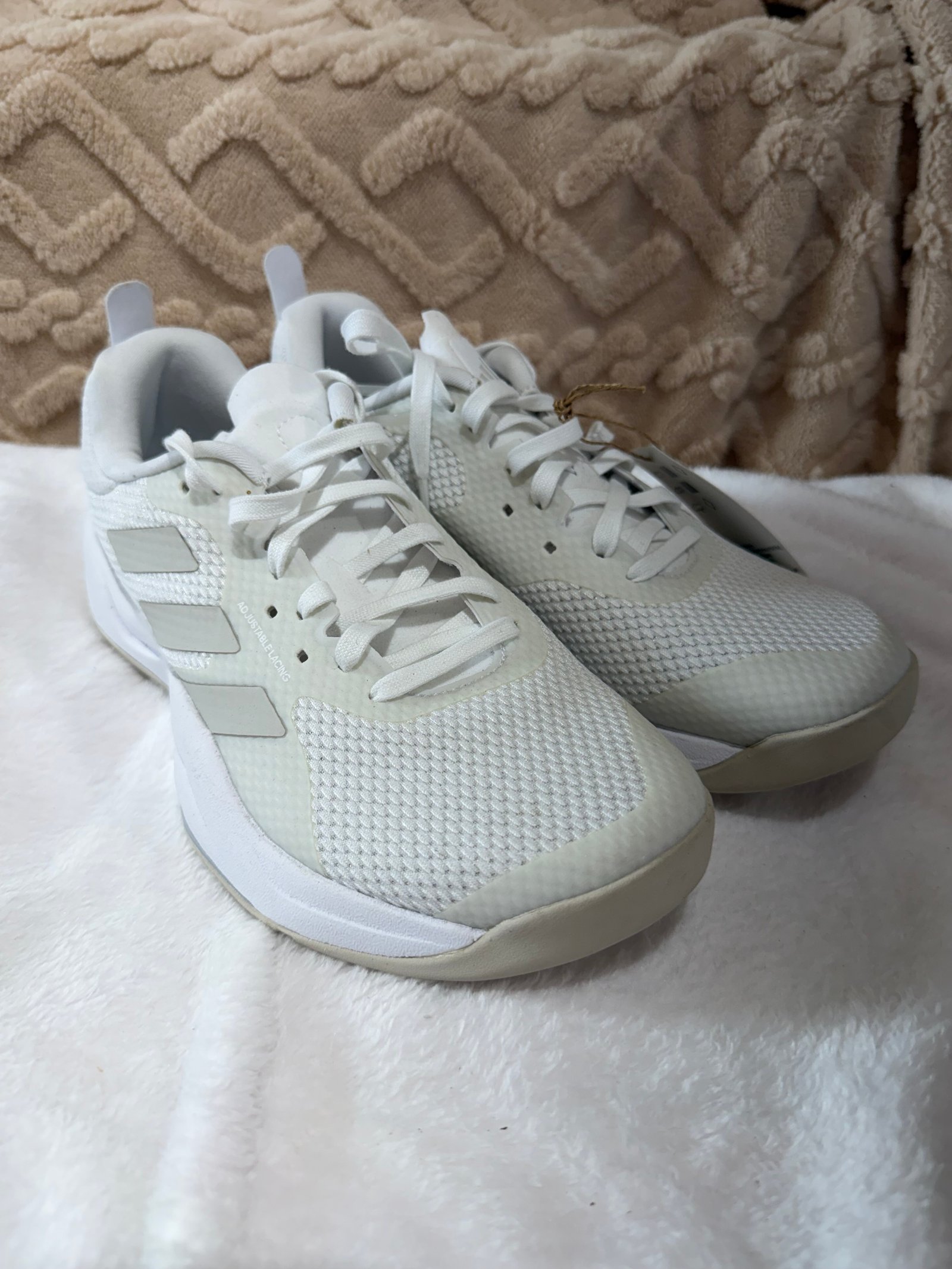 Adidas Amplimove Women’s Training Shoes White – Size 6.5