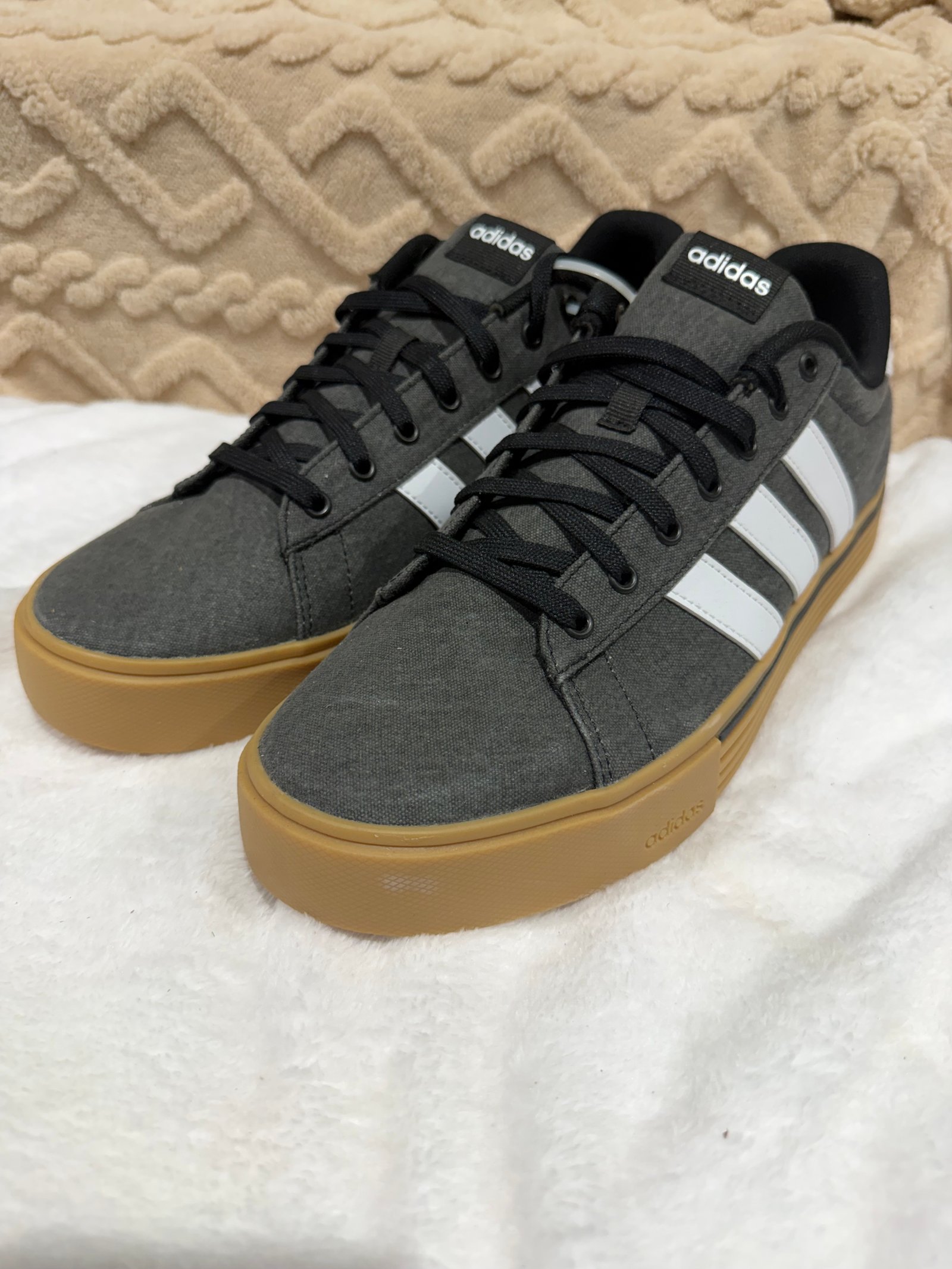 adidas Daily 4.0 Mens 12 IF4492 Black White Gum Skate Sneakers