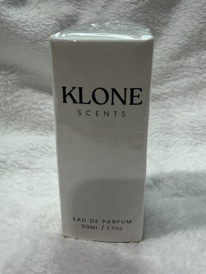 Scents Eau De Parfum 1.7 oz 50ml Fragrance Spray New Sealed Exp 10/2030
