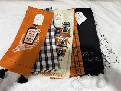 Halloween Hand Towel Set – 6 Assorted Spooky Kitchen Towels – New