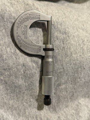 Starrett No. 230 Outside Micrometer 0-1" Range .0001" Vernier Scale Silver